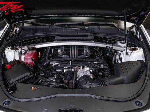 Used 2017 Cadillac CTS V w/ Luxury Package RWD image 58