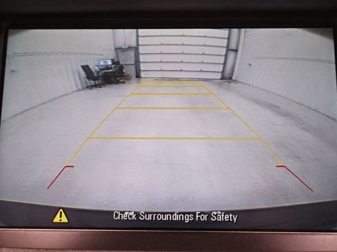 Used 2017 Chevrolet Equinox LT w/ Convenience Package FWD image 27