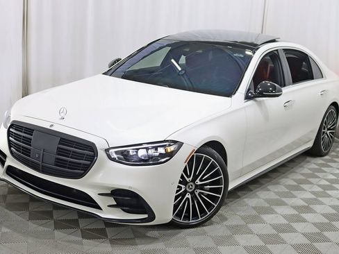 Used 2022 Mercedes-Benz S 580 4MATIC Sedan image 5