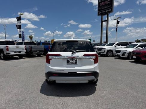 Used 2023 GMC Acadia SLE FWD image 6