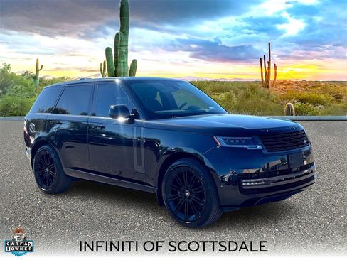 Used 2025 Land Rover Range Rover SE image 1