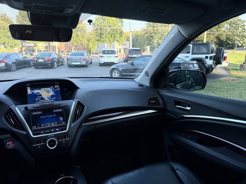 Used 2016 Acura MDX w/ Technology Package AWD/4WD image 18