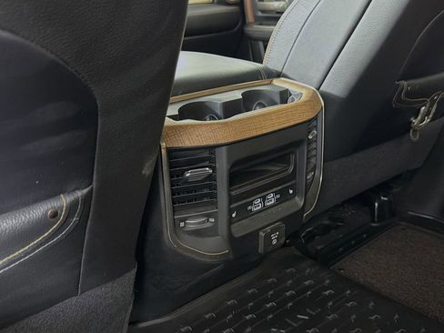 Used 2022 RAM 2500 Limited AWD/4WD image 28