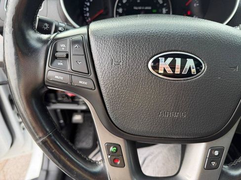 Used 2014 Kia Sorento SX FWD image 37
