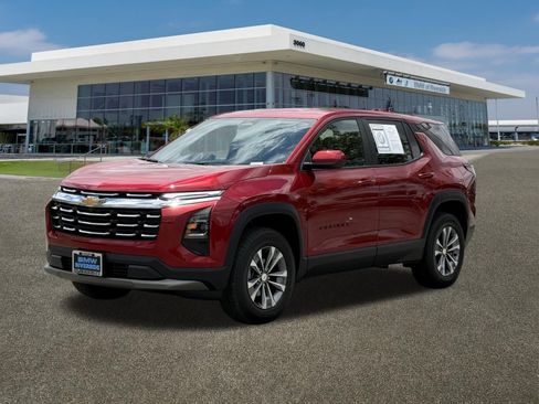 Used 2026 Chevrolet Equinox LT w/ Convenience Package II FWD image 4