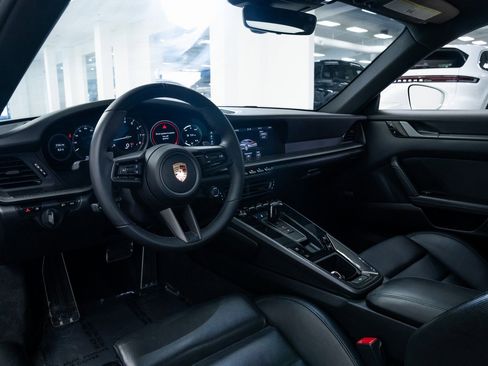 Used 2020 Porsche 911 Carrera S image 19