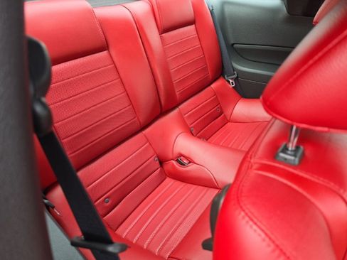 Used 2006 Ford Mustang GT Premium RWD image 23