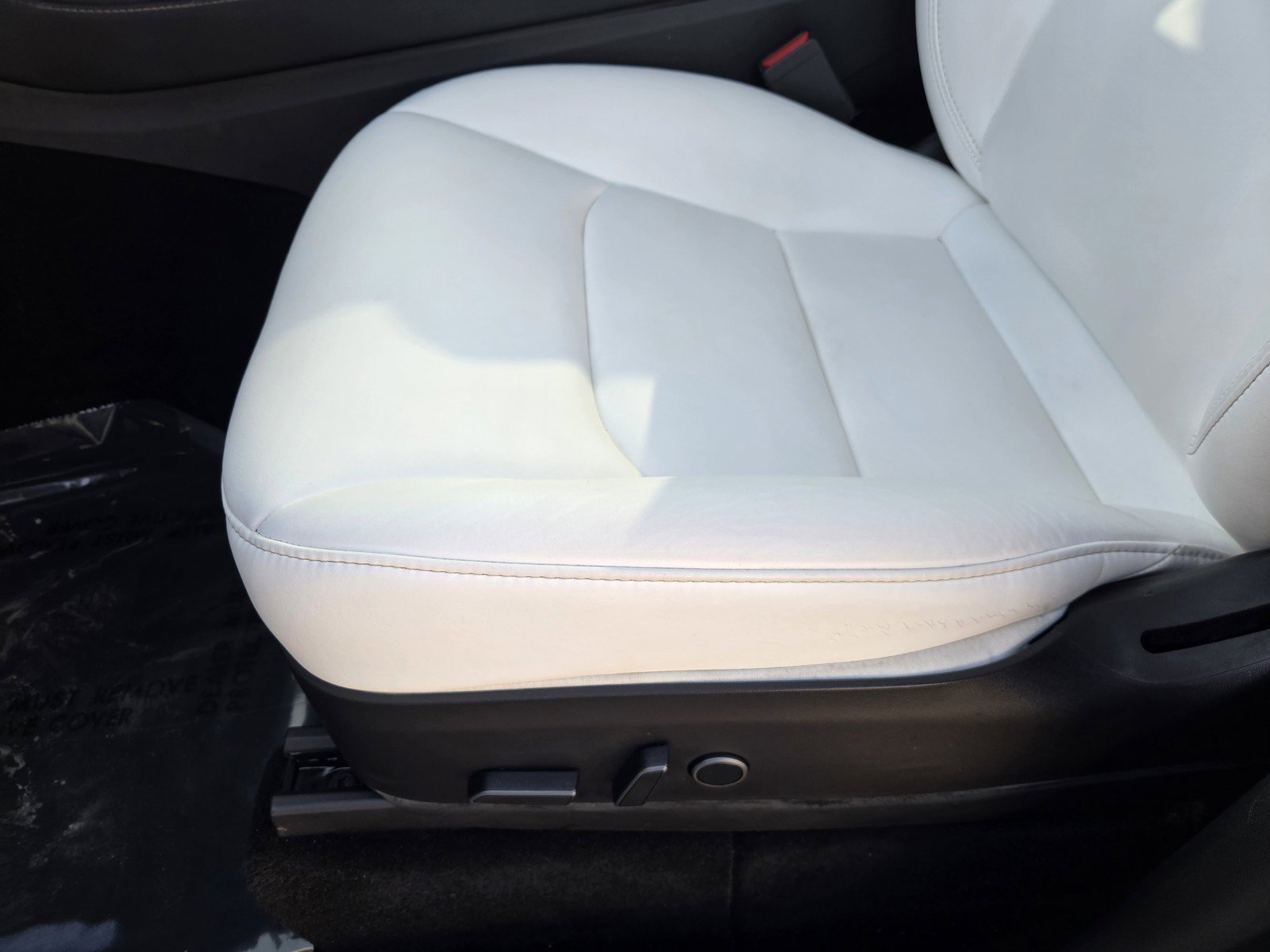 Used 2022 Tesla Model Y Performance AWD/4WD image 17
