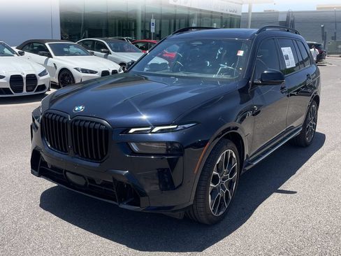 Used 2024 BMW X7 xDrive40i w/ Executive Package AWD/4WD image 1