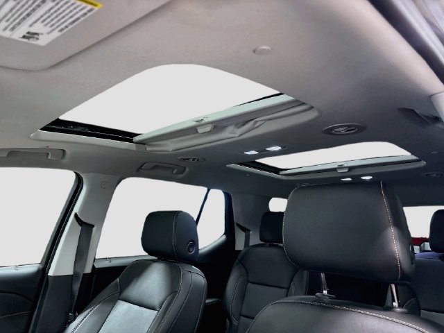 Used 2019 Chevrolet Traverse LT w/ LT Premium Package AWD/4WD image 19