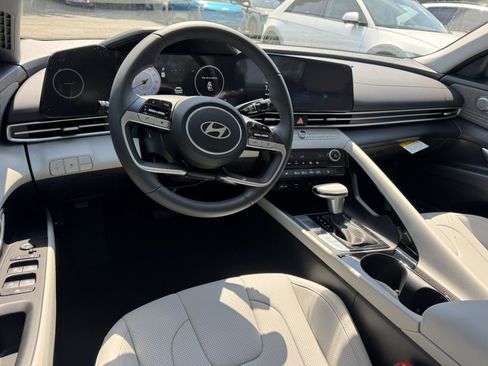 New 2025 Hyundai Elantra Limited w/ Cargo Package image 14