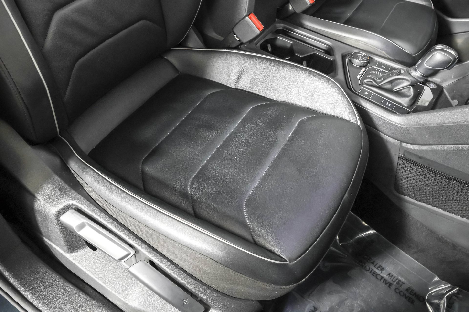 Used 2018 Volkswagen Tiguan SEL Premium AWD/4WD image 48