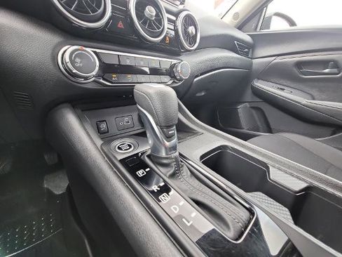 Used 2024 Nissan Sentra S FWD image 15