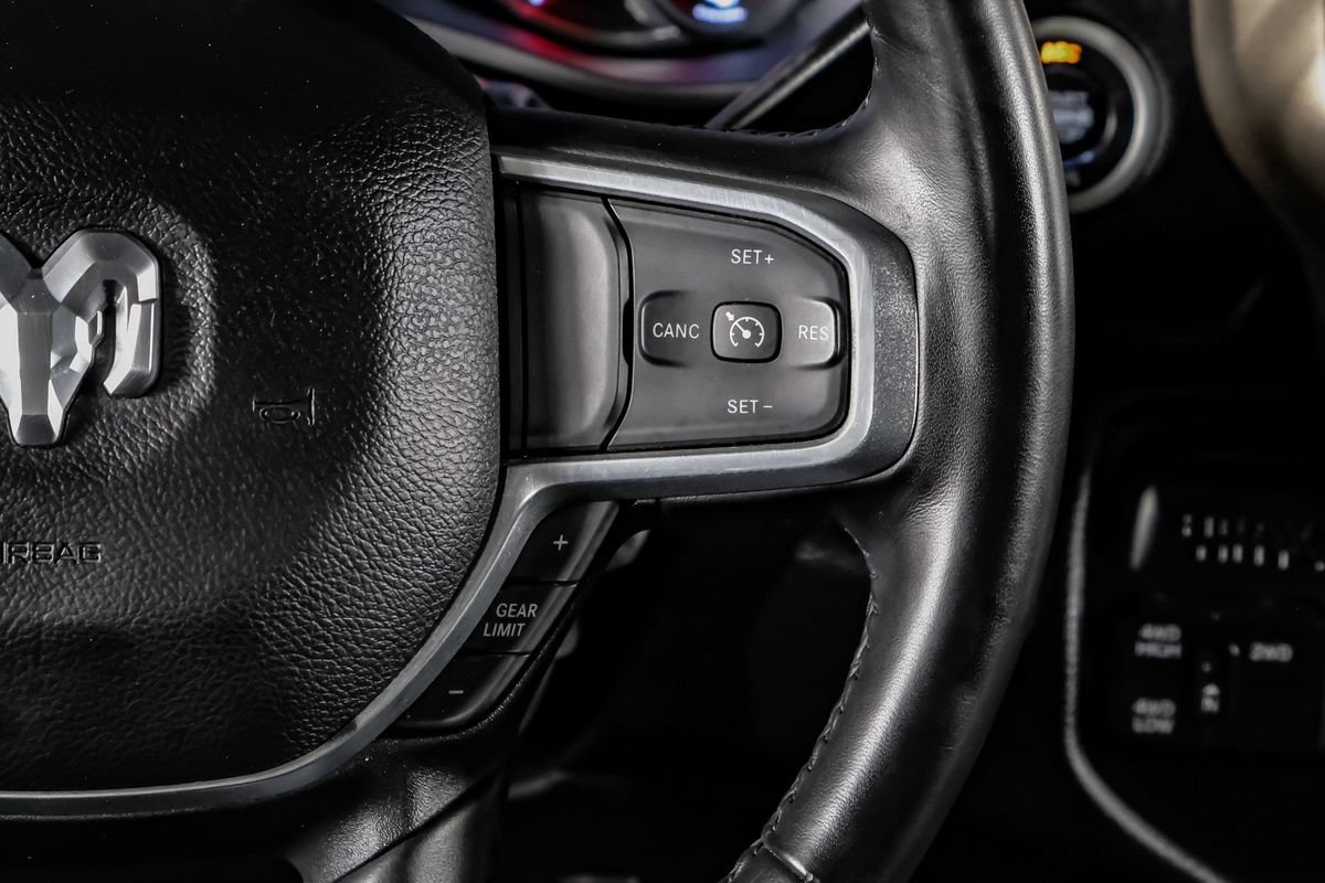 Used 2023 RAM 3500 Laramie AWD/4WD image 19