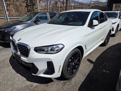 Used 2022 BMW X4 xDrive30i w/ M Sport Package 2