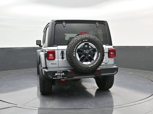 Used 2022 Jeep Wrangler Unlimited Rubicon w/ LED Lighting Group AWD/4WD image 6