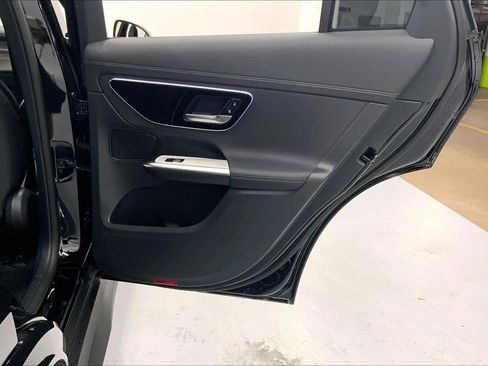 New 2026 Mercedes-Benz GLC 300 image 13