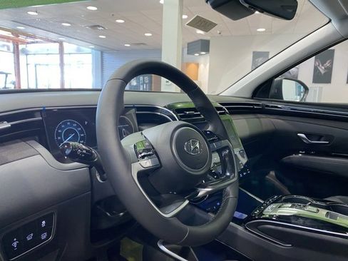 Used 2024 Hyundai Tucson Limited image 13