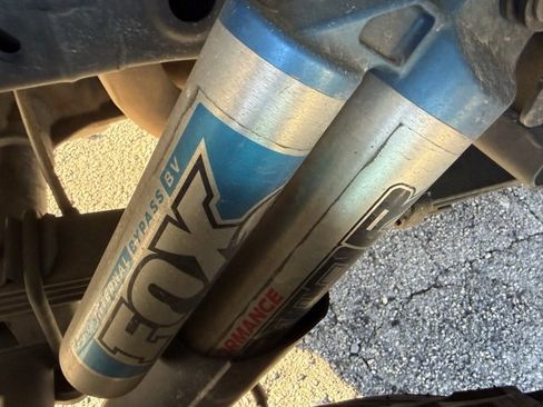 Used 2017 Ford F150 Raptor w/ Equipment Group 802A Luxury image 6