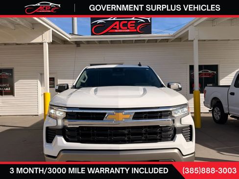 Used 2023 Chevrolet Silverado 1500 LT w/ Z71 Off-Road Package AWD/4WD image 2