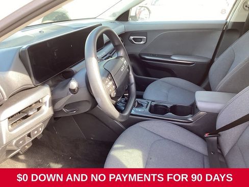 Used 2025 Kia K4 FWD image 7