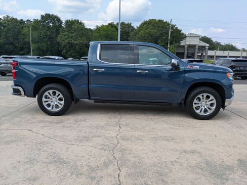 Used 2024 Chevrolet Silverado 1500 LTZ w/ Technology Package image 5