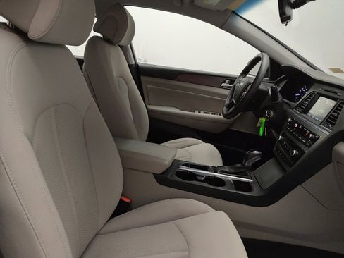Used 2016 Hyundai Sonata Sport FWD image 21
