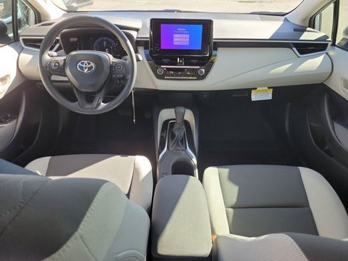 Used 2026 Toyota Corolla LE image 21