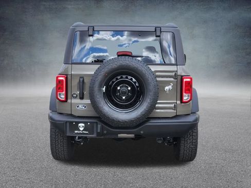New 2026 Ford Bronco Big Bend w/ Black Diamond Package AWD/4WD image 6