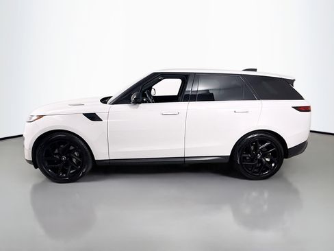 Used 2024 Land Rover Range Rover Sport SE image 4