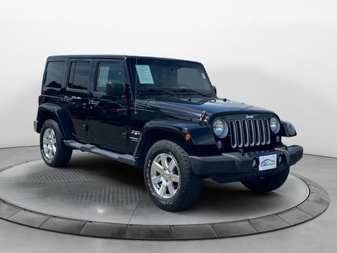 Used 2016 Jeep Wrangler Unlimited Sahara w/ Max Tow Package AWD/4WD image 7