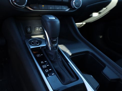 Used 2024 Nissan Sentra SV image 10