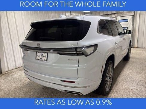 New 2026 Buick Enclave Avenir w/ Super Cruise Package image 3