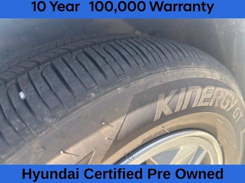 Used 2026 Hyundai Elantra SE FWD image 16