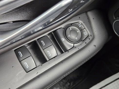 Used 2021 Chevrolet Suburban LS AWD/4WD image 13