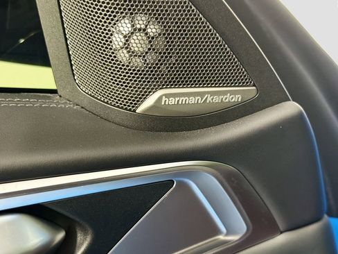 Used 2025 BMW M4 CS AWD/4WD image 19
