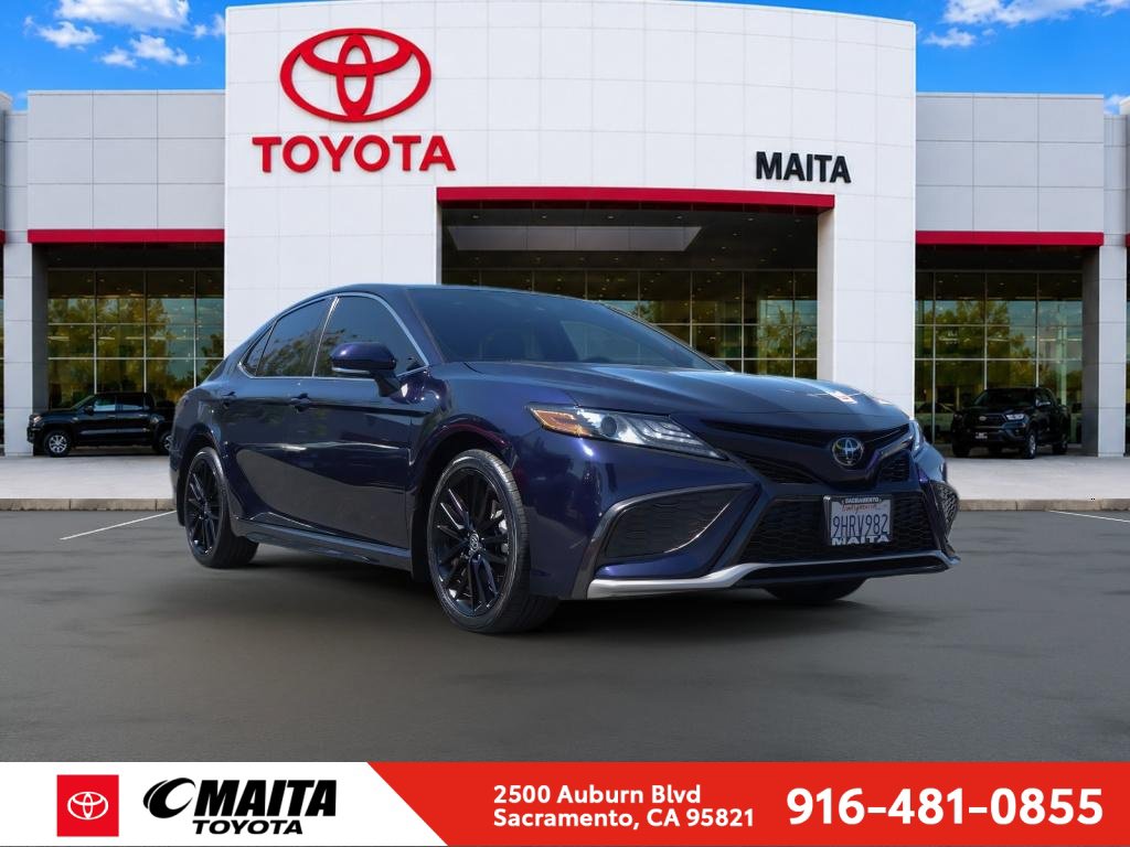 Certified 2022 Toyota Camry XSE FWD image 1