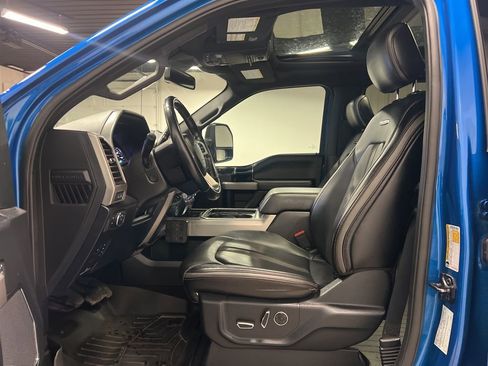 Used 2020 Ford F350 Platinum w/ Tremor Off-Road Package image 9