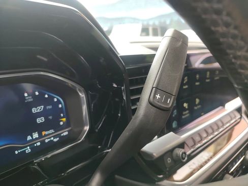 Used 2022 Chevrolet Silverado 1500 LT w/ Z71 Off-Road Package image 21