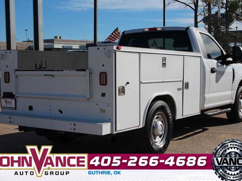 Used 2018 Ford F250 XL image 11