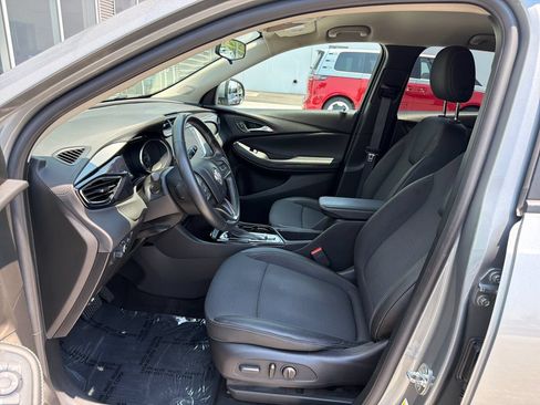 Used 2023 Buick Encore GX Select w/ Sport Touring Package FWD image 9