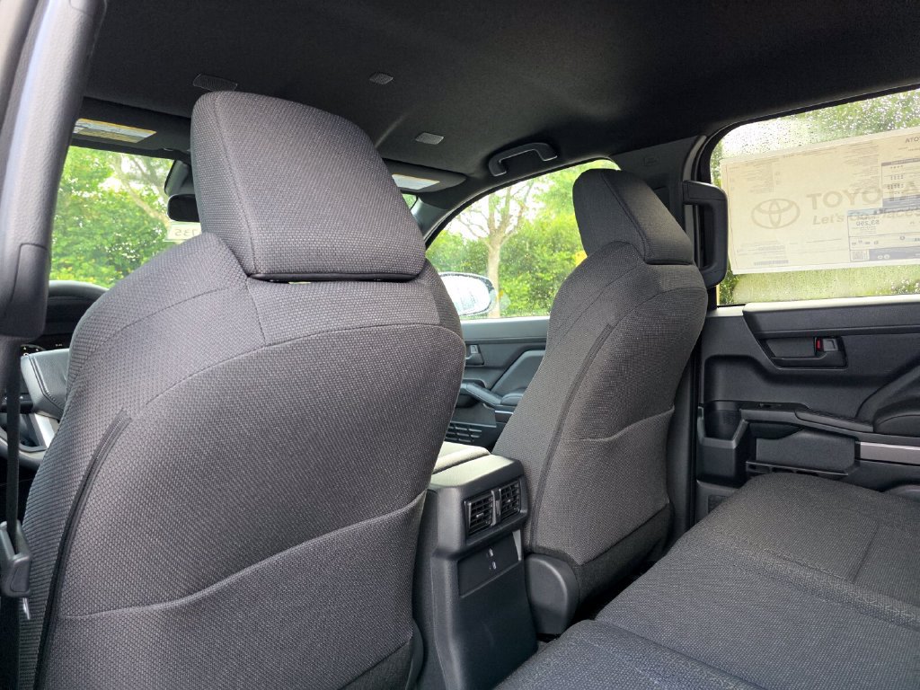 New 2026 Toyota 4Runner SR5 AWD/4WD image 22