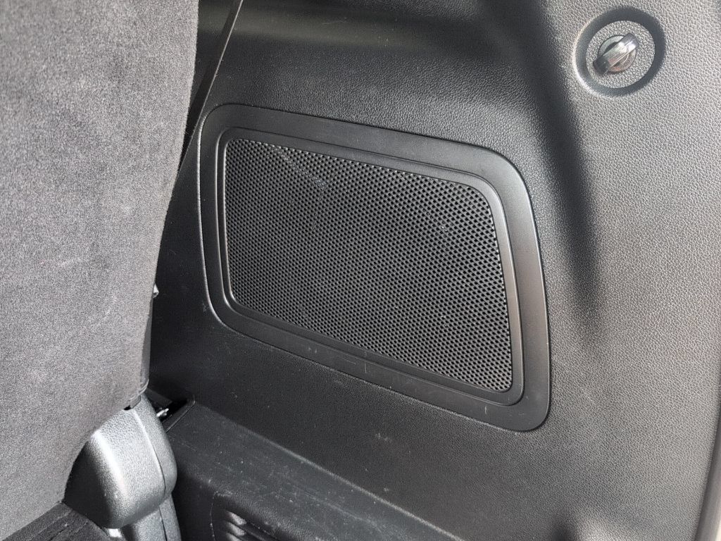 Used 2018 Ford Explorer Platinum AWD/4WD image 37