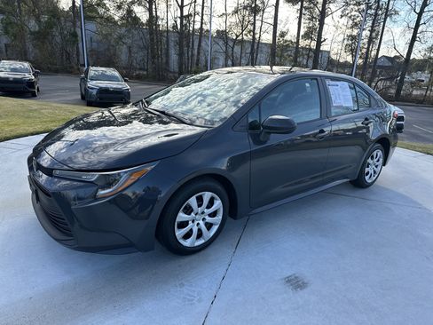 Certified 2024 Toyota Corolla LE image 5