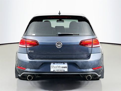 Used 2018 Volkswagen Golf 4-Door image 6