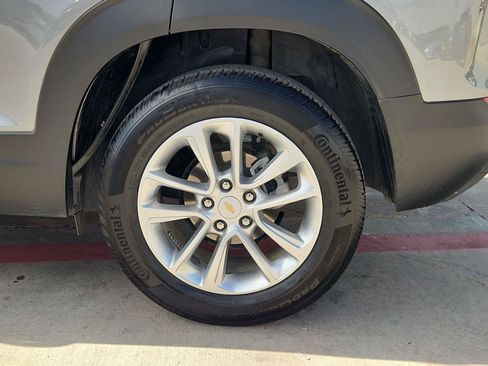 Used 2025 Chevrolet TrailBlazer LS w/ LS Confidence Package FWD image 30