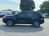 Used 2019 Jeep Cherokee Trailhawk image 5