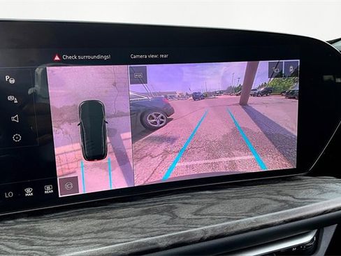 Used 2025 Audi Q5 Premium image 23