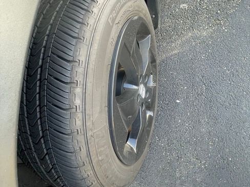 Used 2021 Honda HR-V LX image 4