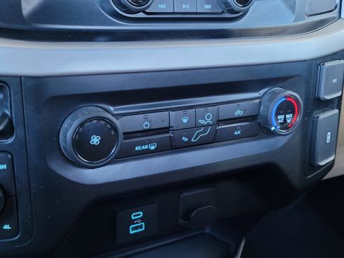 Used 2023 Ford F150 XLT image 24